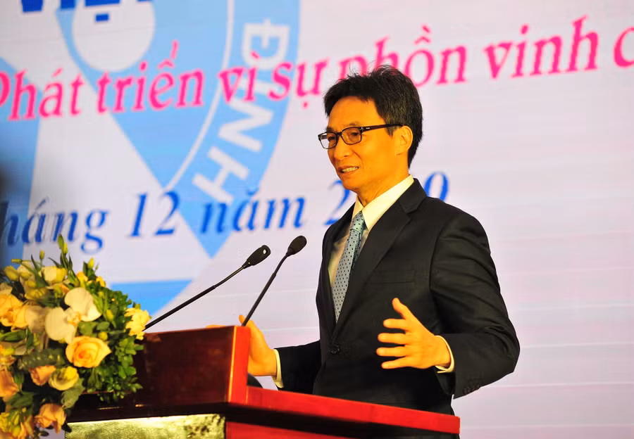 Phó Thủ tướng Chính phủ Vũ Đức Đam phát biểu chỉ đạo tại lễ phát động Ảnh: Chí Cường