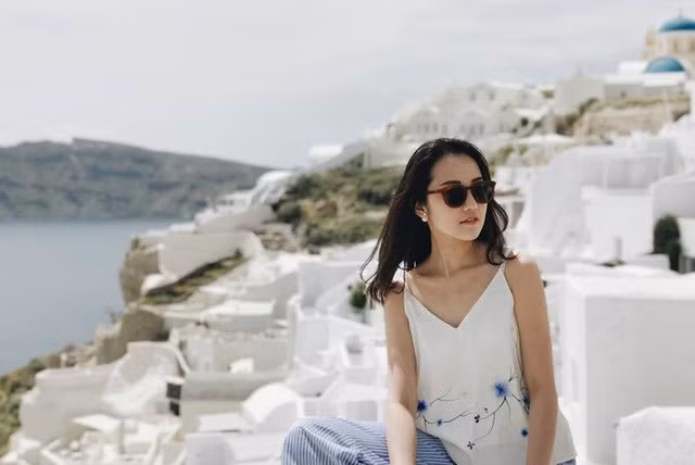 Những cặp mẹ con xinh đẹp nổi tiếng, giàu có và học thức khiến bao người ước ao ảnh 38