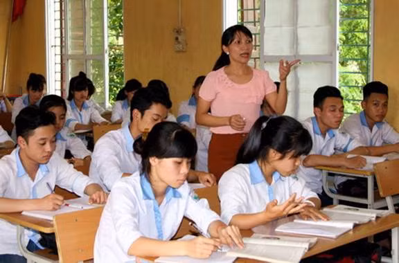 Năm học vừa qua ngành GD tỉnh Phú Thọ chú trọng giải pháp nâng cao chất lượng đội ngũ nhà giáo và CBQL