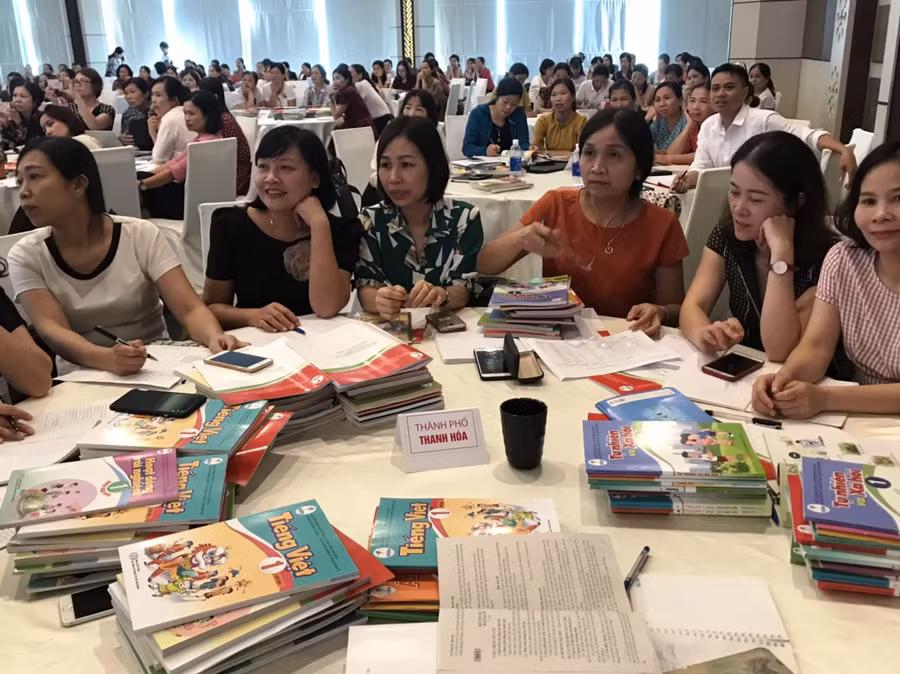 Tất cả GV dạy lớp 1 ở Thanh Hóa được bồi dưỡng, tập huấn chương trình thay sách giáo khoa.