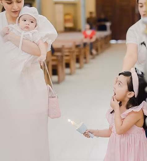 "Mỹ nhân đẹp nhất Philippines" rạng ngời bên chồng và hai con ảnh 6