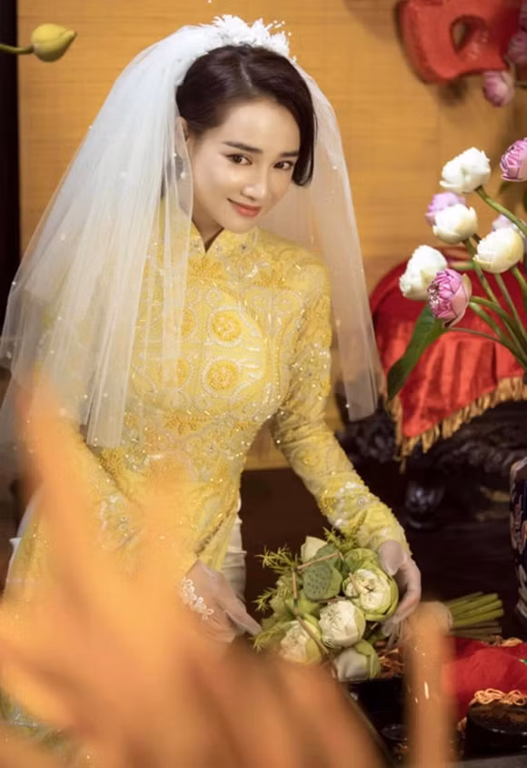 nhã phương, trường giang, sao việt