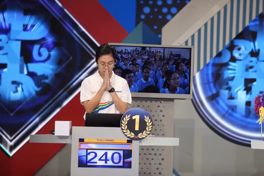 Chung kết Olympia 2020: Thu Hằng xuất sắc đưa vòng nguyệt quế về Ninh Bình ảnh 63