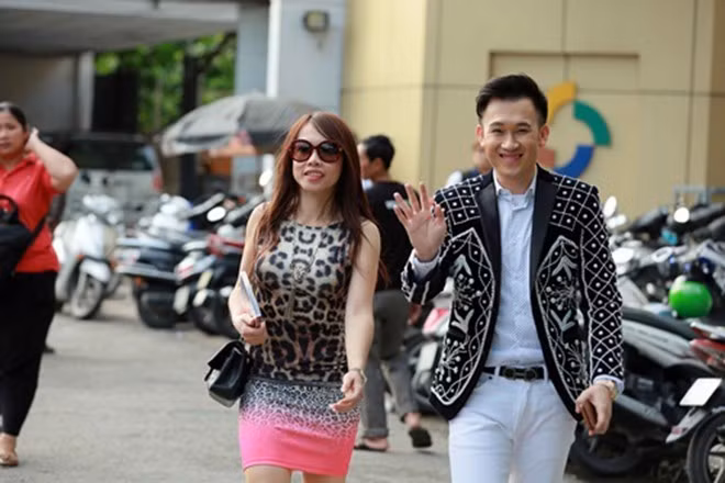 Em gái ruột duy nhất bị Hoài Linh cấm cản vào showbiz giờ ra sao? ảnh 6 Em gái ruột duy nhất, bị Hoài Linh cấm cản vào showbiz giờ ra sao? - 8