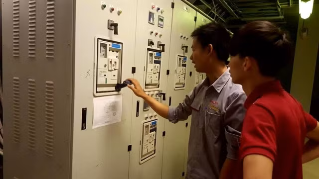 SV khoa Điện – Điện tử, trường ĐH Sư phạm Kỹ thuật, ĐH Đà Nẵng tham gia Học kỳ doanh nghiệp tại Bana Hill.