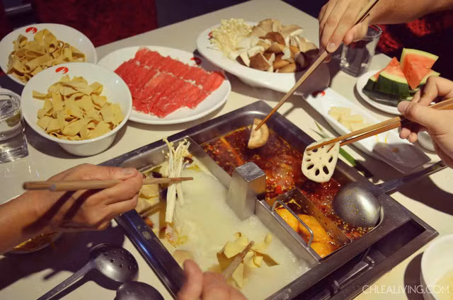 Những dịch vụ “siêu lạ” trong quán lẩu ở Trung Quốc ảnh 3