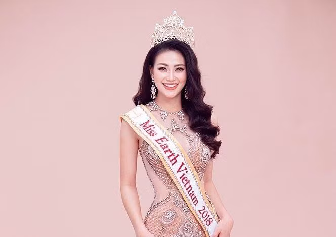 Nhan sắc nóng bỏng của Phương Khánh - Tân Hoa hậu Trái đất 2018