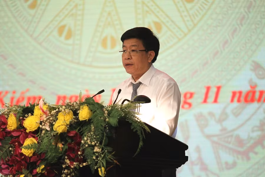 Ngành GD-ĐT Hoàn Kiếm (Hà Nội) tuyên dương, khen thưởng điển hình tiên tiến năm 2018 ảnh 4