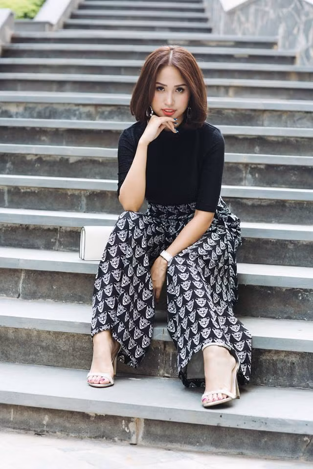 Cô cần thêm thời gian trước khi bước vào một cuộc hôn nhân tiếp theo. Vân Hugo: ‘Tôi bình yên khi ở bên bạn trai hiện tại’