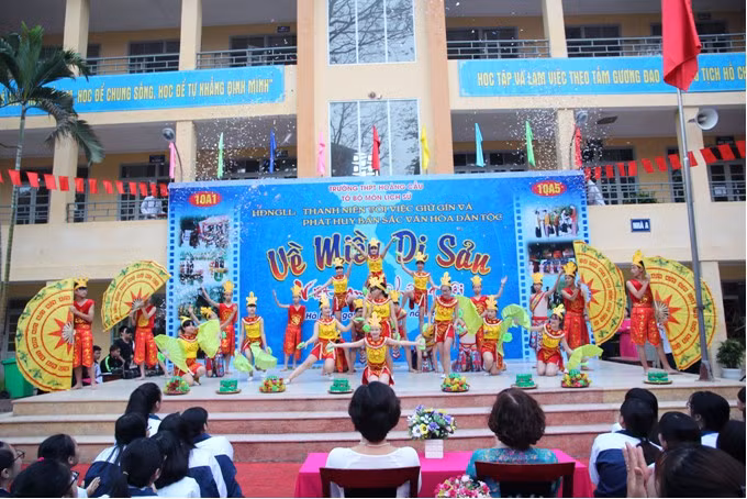 Khơi gợi, giữ gìn những câu chuyện dân gian là việc làm hết sức quan trọng với các thế hệ học sinh