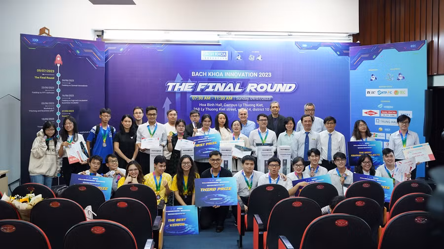 Các đội đạt giải cao tại cuộc thi Bach khoa Innovation lần VI - 2023.