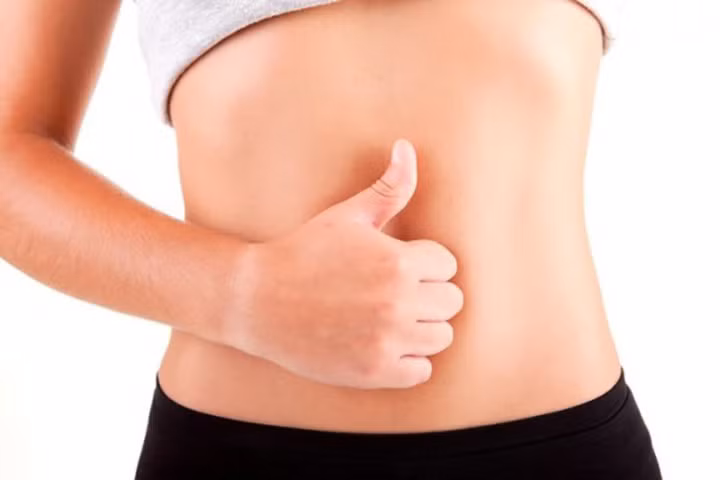 uống nước, uống nước chanh, uống nước ấm, giảm đau, giảm béo, thanh lọc cơ thể, đẹp da, làm đẹp