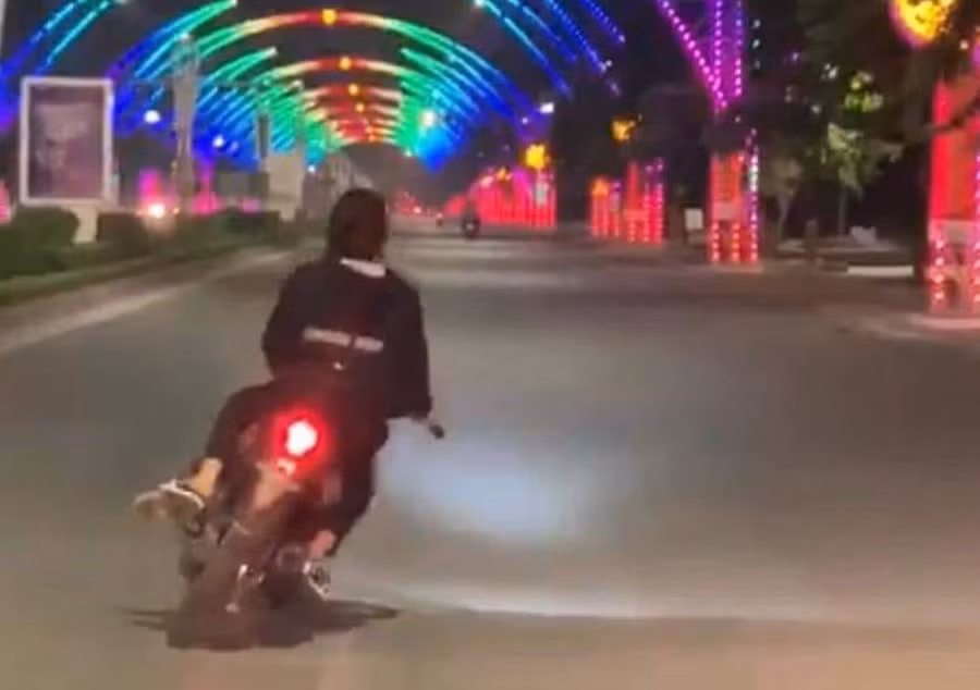 Xử lý nghiêm nhóm thanh niên lạng lách, đánh võng, gây náo loạn đường phố