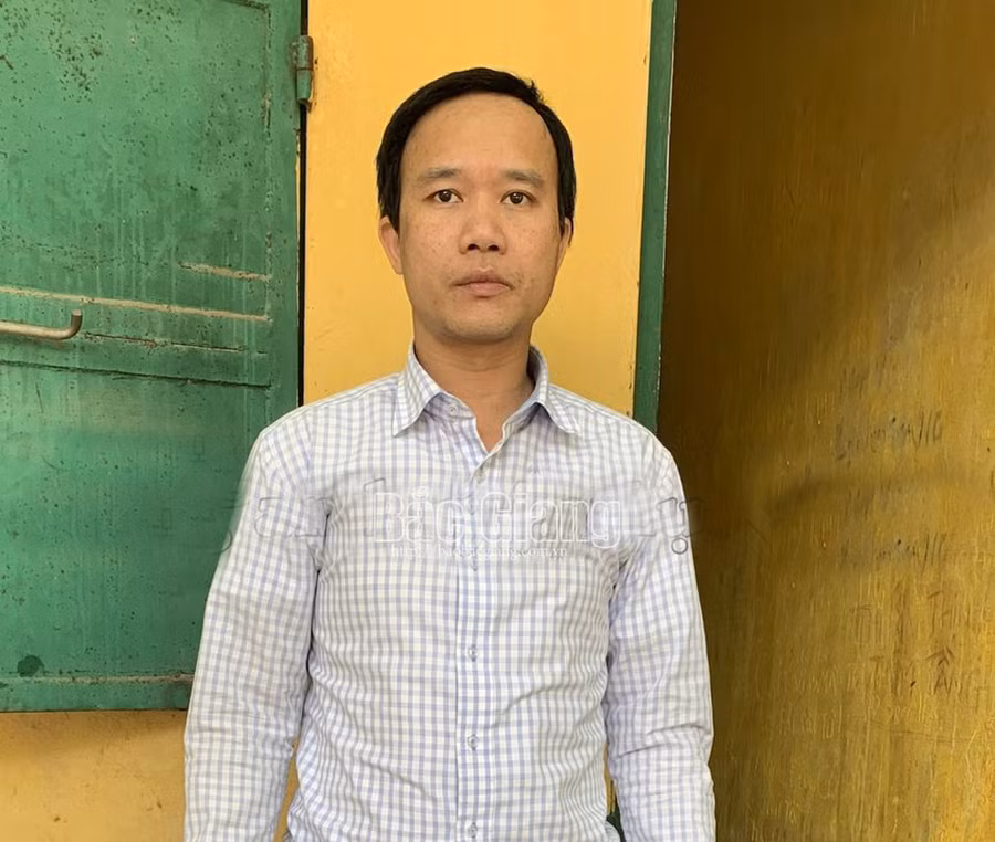 Đối tượng Đoàn Tử Tấn tại cơ quan Công an huyện Lục Ngạn.
