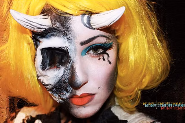 Cách trang điểm kinh dị cho ngày lễ Halloween ảnh 1