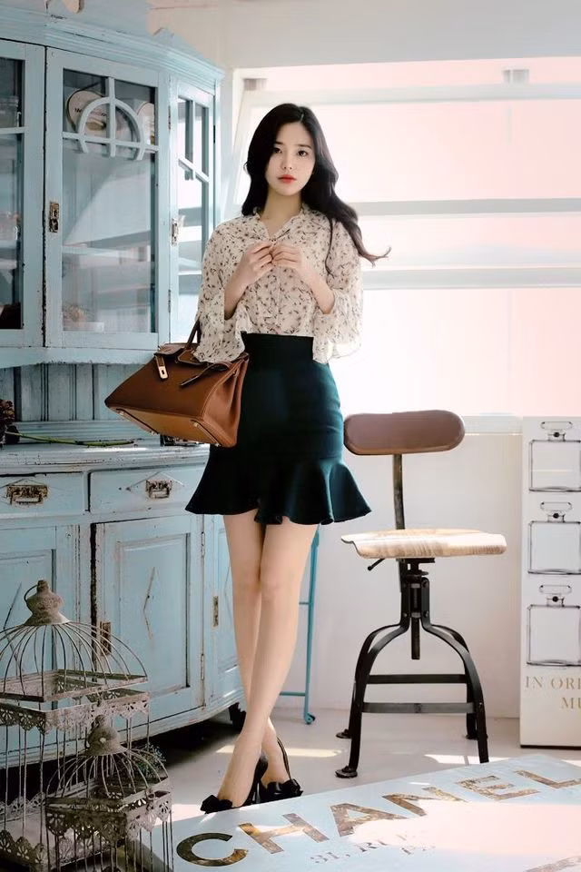 Top 5 kiểu chân váy tôn dáng mà không bao giờ lỗi mốt