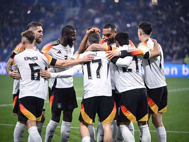 Lịch thi đấu bóng đá 19/6: Kịch tính vòng 24 V-League