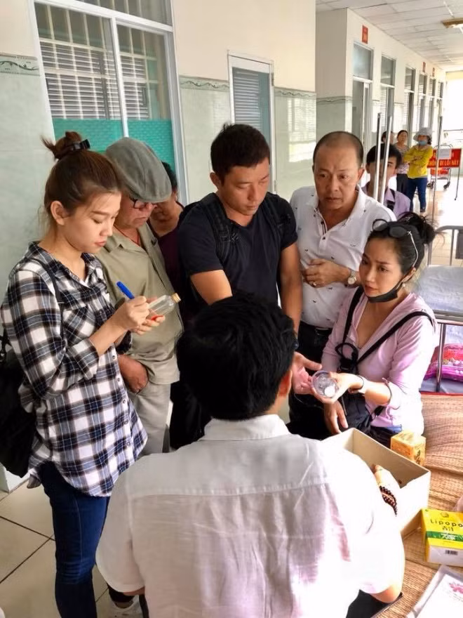 Lam Khiết Anh,tình người trong showbiz Việt,sao Việt