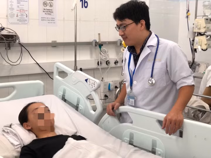 Bé gái ngưng tim, ngừng thở vì căn bệnh thường nhầm với cảm sốt ảnh 1 be gai ngung tim, ngung tho vi can benh thuong nham voi cam sot - 3
