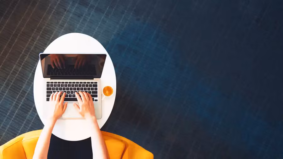 Lập danh sách tất cả những điều bạn đã đạt được trong năm. (Ảnh: ITN) Lập danh sách tất cả những điều bạn đã đạt được trong năm. (Ảnh: ITN)