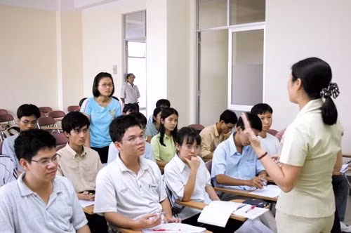 Kế hoạch tổ chức thi thăng hạng giảng viên chính