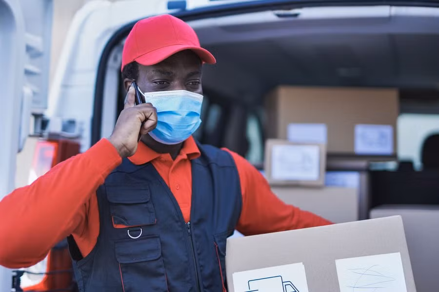 Hầu hết các thành phố lớn đều có dịch vụ giao đồ ăn bằng xe đạp. (Ảnh: ITN)