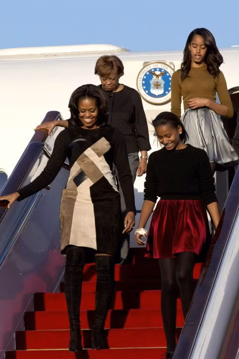 Gu thời trang cực chất của hai ‘công chúa’ nhà Obama - ảnh 12