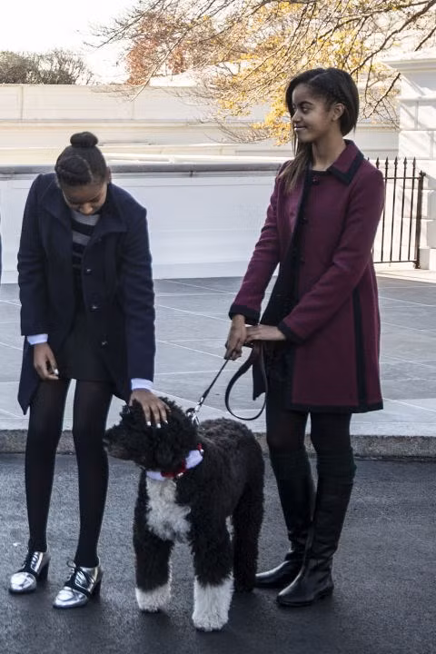 Gu thời trang cực chất của hai ‘công chúa’ nhà Obama - ảnh 13