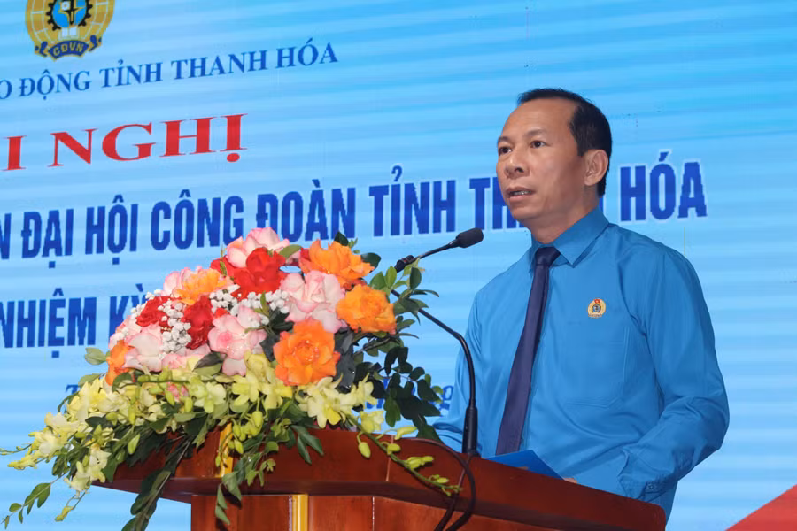 Ông Võ Mạnh Sơn - Tỉnh ủy viên, Chủ tịch Liên đoàn Lao động tỉnh Thanh Hóa phát biểu khai mạc. Ảnh: LT. Ông Võ Mạnh Sơn - Tỉnh ủy viên, Chủ tịch Liên đoàn Lao động tỉnh Thanh Hóa phát biểu khai mạc. Ảnh: LT.