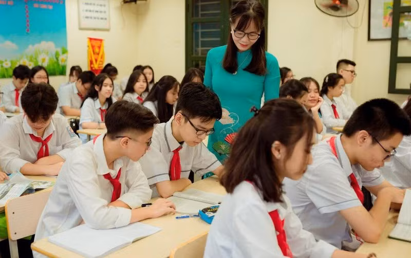 Lấy ý kiến nhân dân đối với các ứng viên được xét tặng NGND, NGƯT