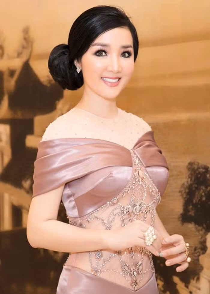 Hoa hậu Đền Hùng Giáng My kể chuyện khủng hoảng sau khi sinh con ảnh 10
