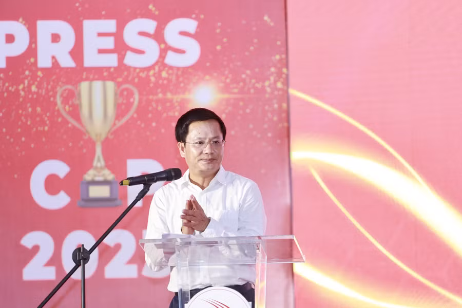 Nhà báo Hồ Minh Chiến - Tổng Biên tập Tạp chí Gia đình Việt Nam, Trưởng Ban tổ chức Press Cup 2023 phát biểu tại buổi lễ.