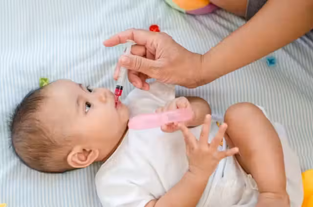 Nếu bạn lo lắng về việc con gặp phải các tác dụng phụ tiềm ẩn, hãy nói chuyện với bác sĩ nhi khoa. (Ảnh: ITN) Nếu bạn lo lắng về việc con gặp phải các tác dụng phụ tiềm ẩn, hãy nói chuyện với bác sĩ nhi khoa. (Ảnh: ITN)