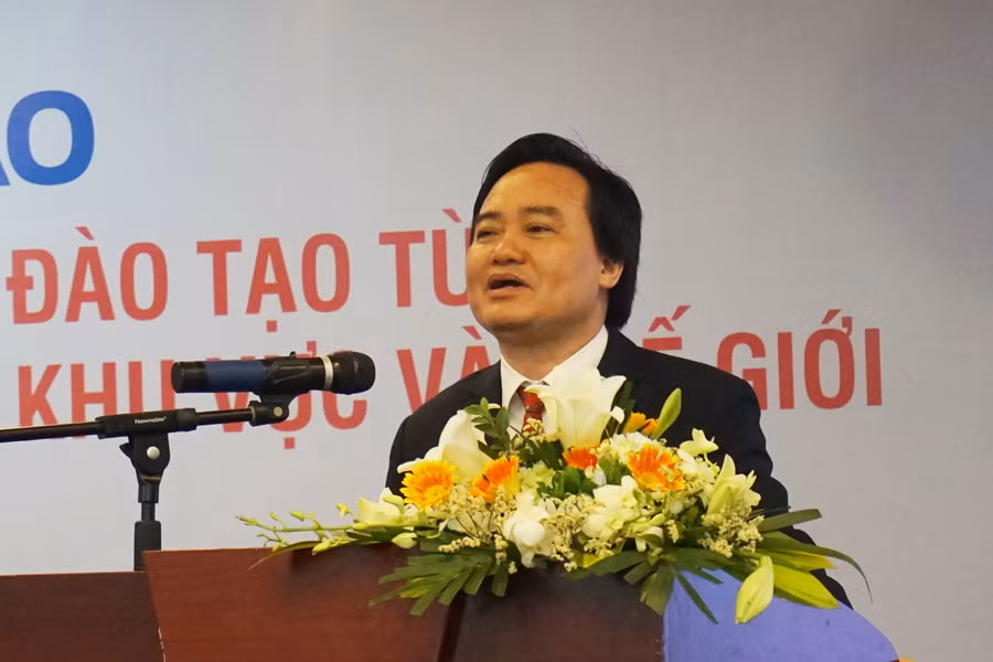 Bộ trưởng Phùng Xuân Nhạ phát biểu tại Hội thảo 