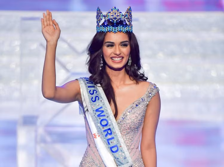  Đương kim Hoa hậu Thế giới Manushi Chhillar, người Ấn Độ. 