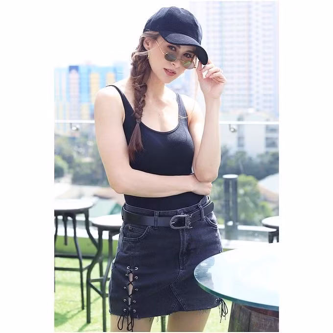 Street style gợi cảm của mỹ nhân đẹp nhất Philippines