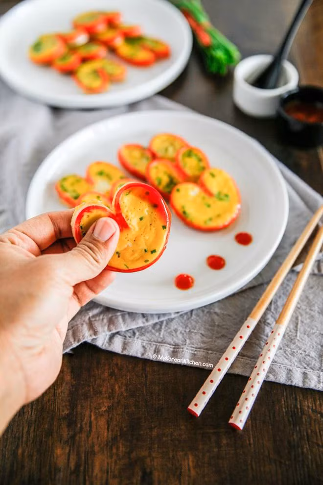 Khám phá mâm cỗ đầu năm mới của người Hàn Quốc: hấp dẫn và cầu kỳ đến khó tả - Ảnh 5. Khám phá mâm cỗ đầu năm mới của người Hàn Quốc: hấp dẫn và cầu kỳ đến khó tả - Ảnh 5.