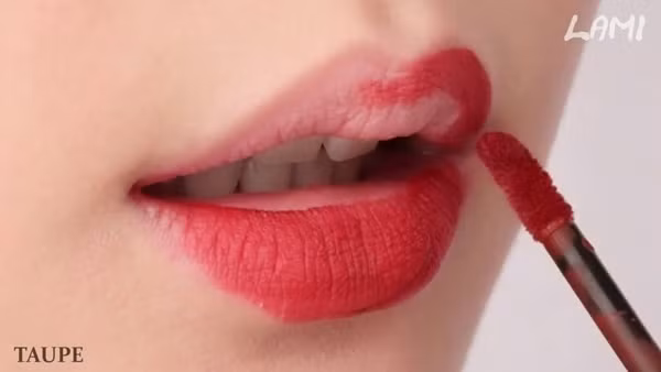 Chỉ với 5 quy tắc tô son kem đẹp mê li này là các nàng đã xinh nhất ngày Tết rồi