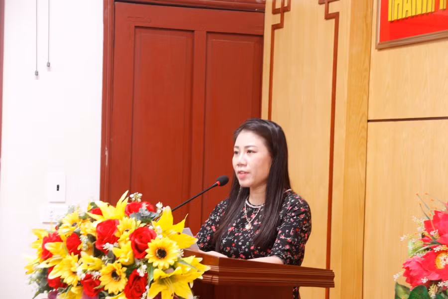 Bà Trần Thị Thủy Nga - Trưởng phòng GD&amp;ĐT thành phố Hà Tĩnh.