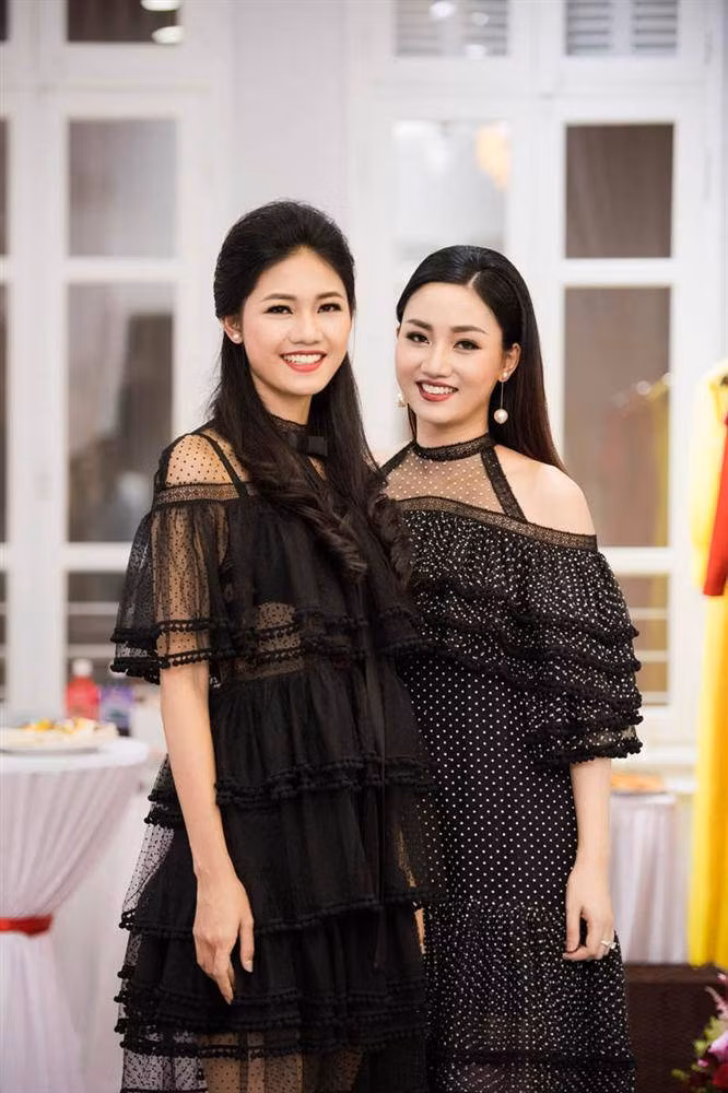 tiec nuoi nhan sac cap chi em a hau, xinh dep tuyet tran nhung tu bo anh hao quang - 7