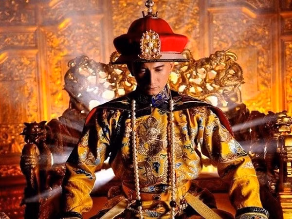 ket cuc bi tham cua vi hoang tu da tai duoc khang hi de yeu thich nhat hinh anh 4