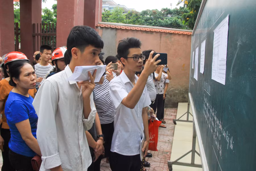 Xem chụp lại sơ đồ phòng thi
