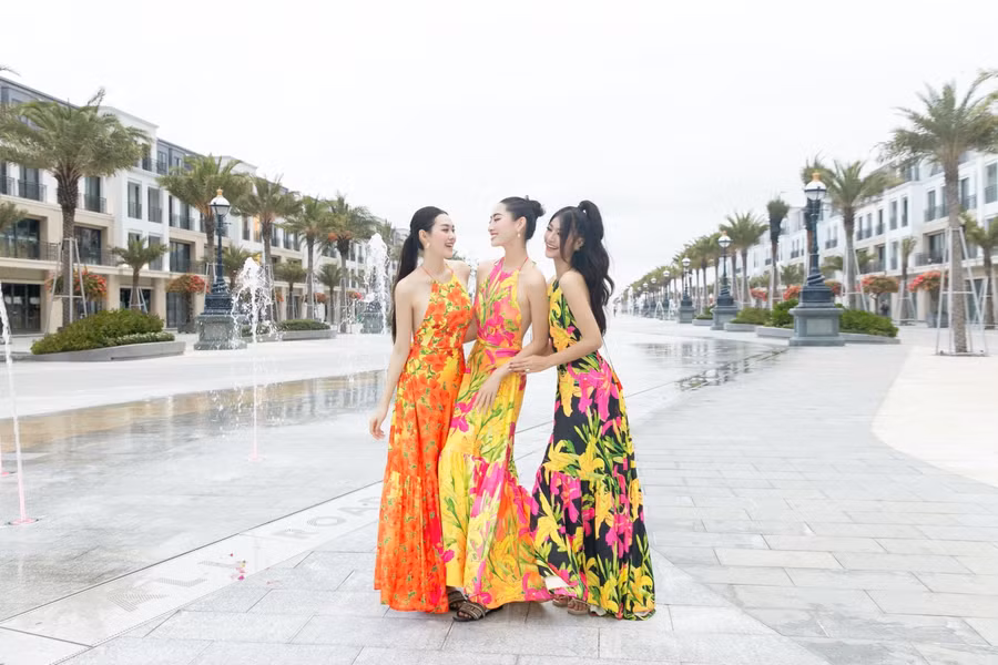  Hoa hậu Lương Thuỳ Linh cùng 2 Á hậu khoe nhan sắc rực rỡ, đẹp không tì vết ảnh 12