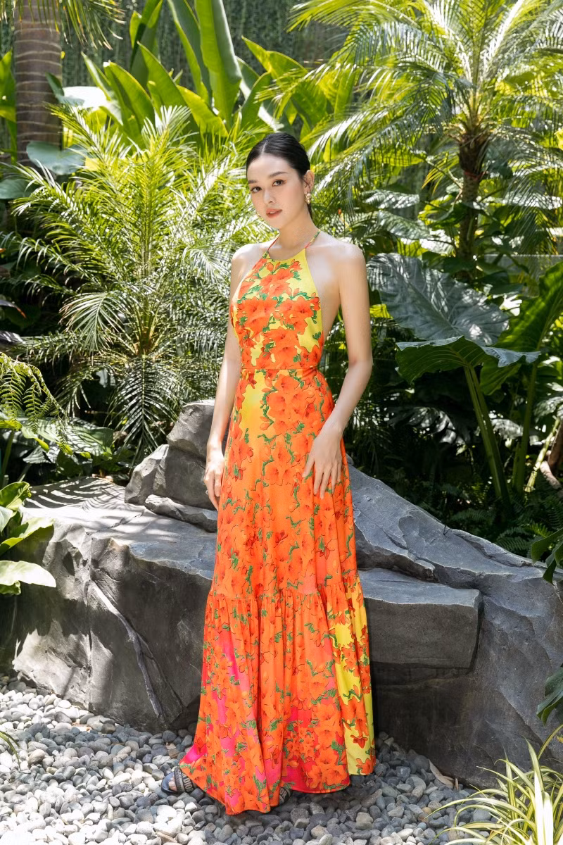 Sở hữu những đường nét thanh tú, cô vẫn là gương mặt sáng giá cho các nhãn hàng cũng như trở thành “nàng thơ” của nhiều Nhà thiết kế lớn.