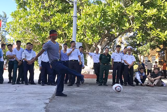 Sắc xuân ngập tràn trên Quần đảo Trường Sa - 14