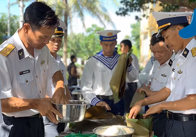 Sắc xuân ngập tràn trên Quần đảo Trường Sa - 1