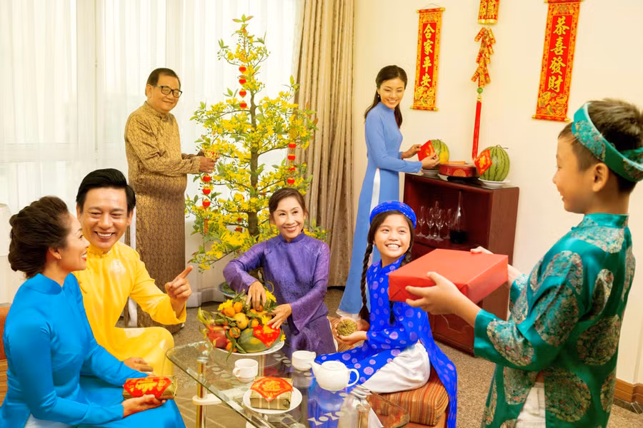  Mùng 1 tết cha.