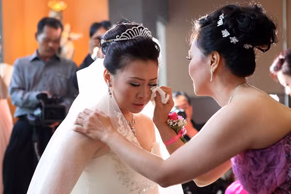 Những điều tuyệt đối kiêng kỵ trong đám cưới, không tránh kẻo xui xẻo một đời-2