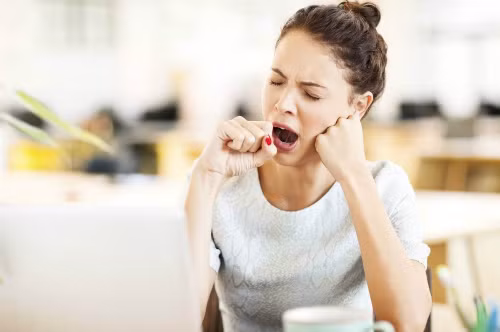 Nhiều bố mẹmệt mỏi vì phải lo kiếm tiền cho con học trường quốc tế - Ảnh minh họa:Monthly Gift Nhiều bố mẹmệt mỏi vì phải lo kiếm tiền cho con học trường quốc tế - Ảnh minh họa: Monthly Gift