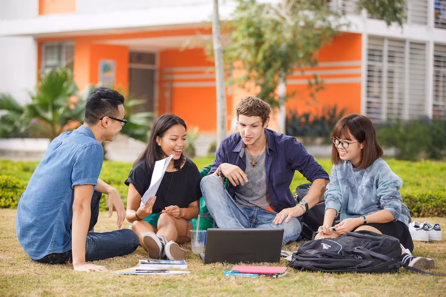 FPT Edu nhận 2 giải quốc tế về giáo dục có tầm ảnh hưởng